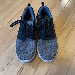 ASICS Sneakers